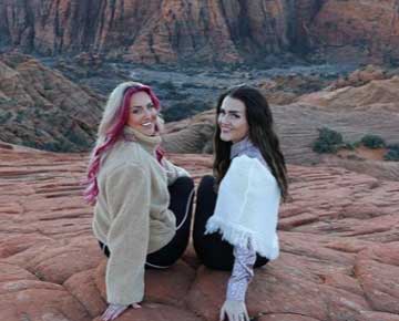 HopeScope with her sister